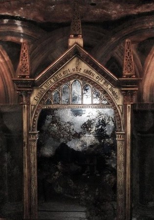 Hogwarts Mirror Of Erised Portrait Wallpaper 